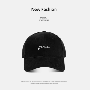 Minimalist Letter-Embroidered Baseball Cap — Versatile Curved Brim, Korean Style, Large Head Circumference (Face-Slimming Effect) — Trendy Japanese-Style Duckbill Cap for Men & Women